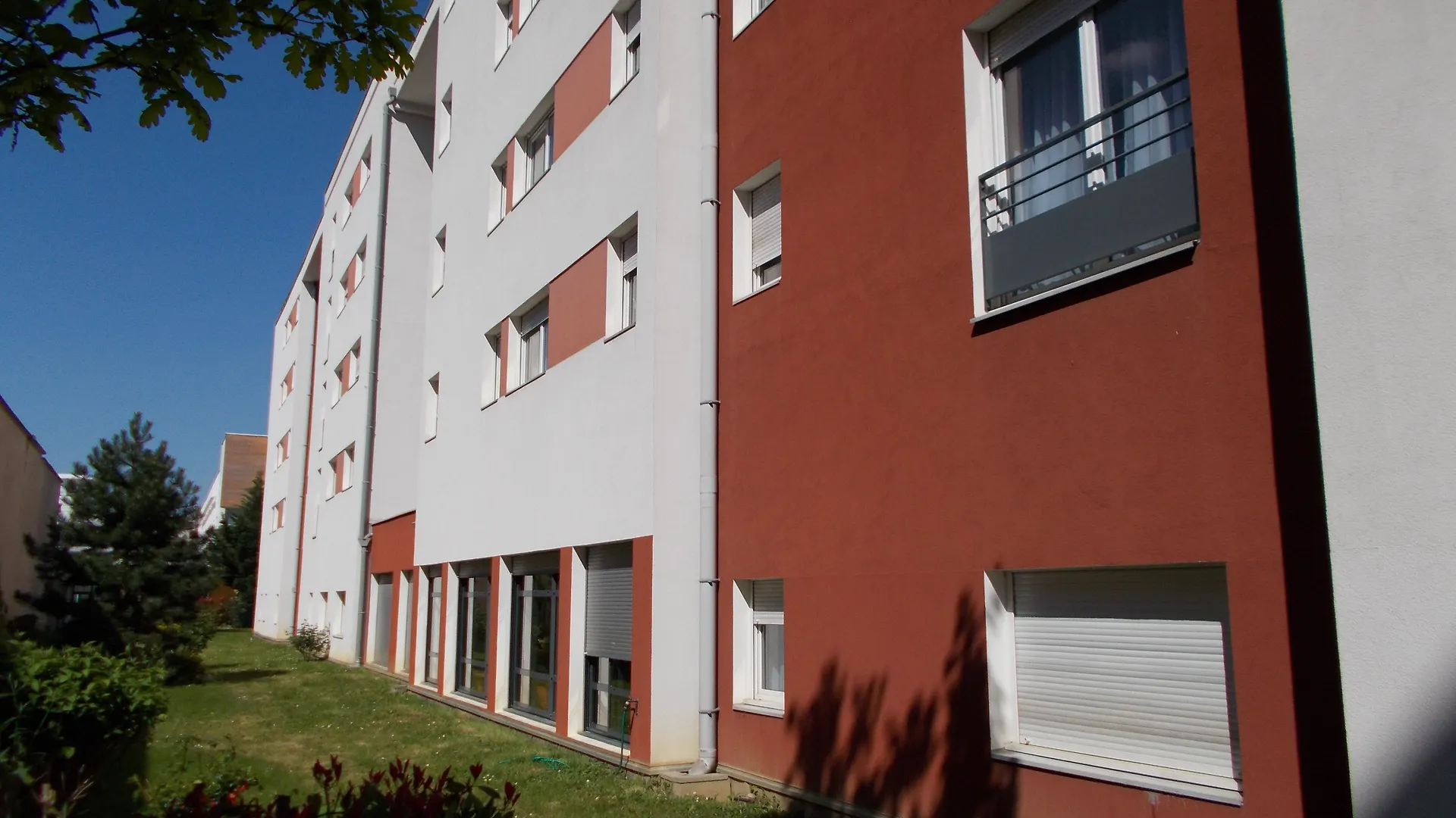 Privilodges Apparthotel Lyon Lumiere 2*,  France